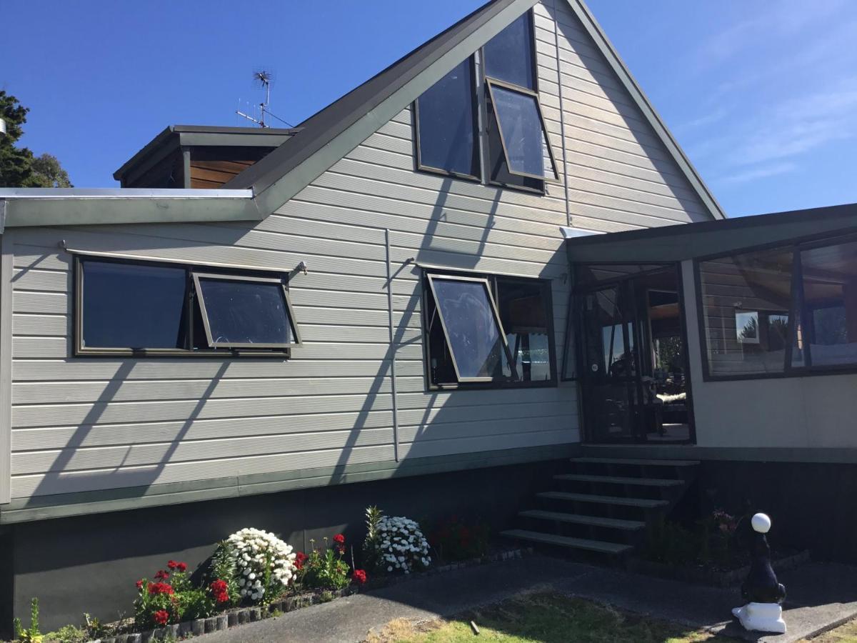 Norfolk Gardens Bed And Breakfast Te Kopuru Bagian luar foto